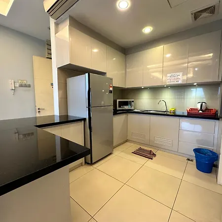 L Homestay The Loft Imago Spacious House Big Family Kota Kinabalu Exterior photo