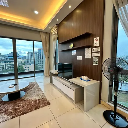 L Homestay The Loft Imago Spacious House Big Family Kota Kinabalu Exterior photo