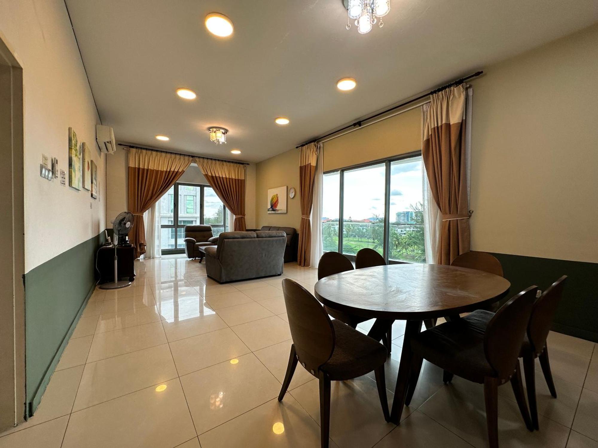 L The Loft Imago Spacious House Big Family Apartment Kota Kinabalu